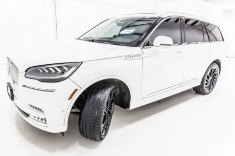 Photos of 2021 Lincoln Aviator Reserve for sale in Denton, TX at Sign It Drive It
