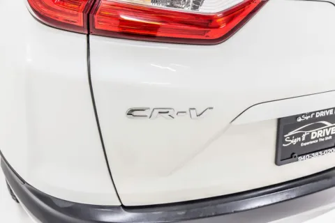 More photos of 2018 Honda CR-V EX-L at Sign It Drive It, TX