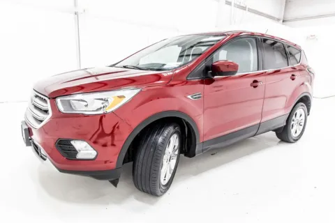 Photos of 2019 Ford Escape SE for sale in Denton, TX at Sign It Drive It