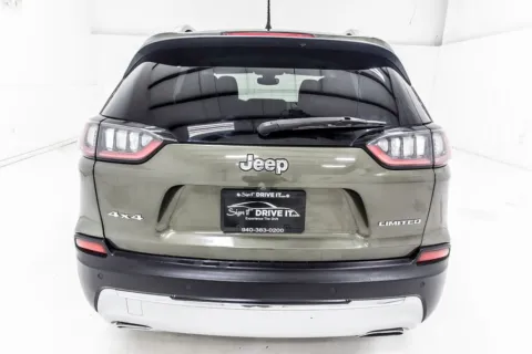 More photos of 2020 Jeep Cherokee Limited at Sign It Drive It, TX