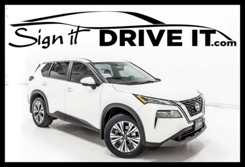 White 2022 Nissan Rogue SV for sale in Denton, TX
