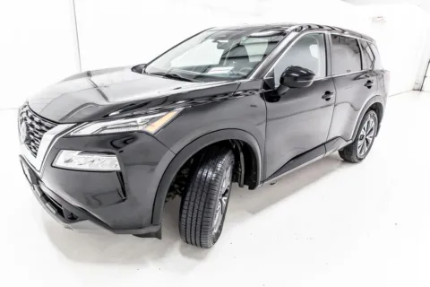 Photos of 2022 Nissan Rogue SV for sale in Denton, TX at Sign It Drive It