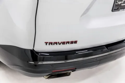 More photos of 2019 Chevrolet Traverse Premier at Sign It Drive It, TX