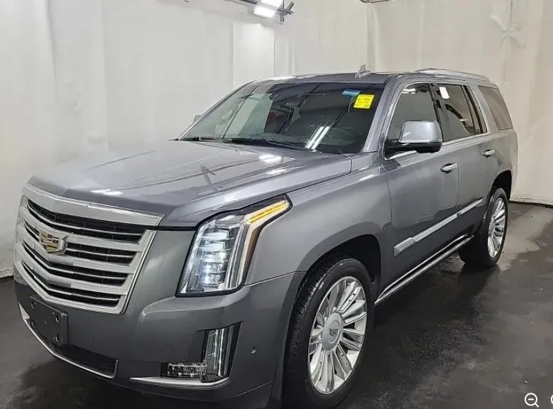 Gray 2018 Cadillac Escalade Platinum Edition for sale in Denton, TX