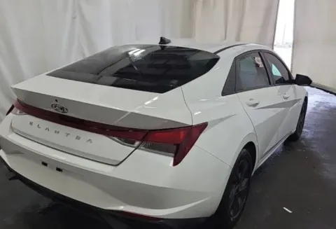 More photos of 2023 Hyundai Elantra SEL at Sign It Drive It, TX