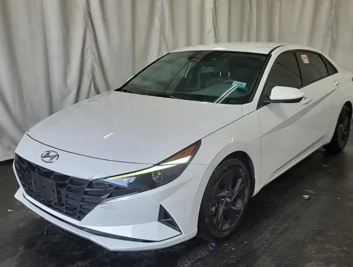 White 2023 Hyundai Elantra SEL for sale in Denton, TX