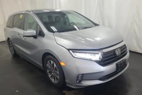 More photos of 2023 Honda Odyssey EX-L at Sign It Drive It, TX