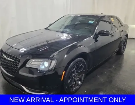 Black 2020 Chrysler 300 Touring for sale in Denton, TX