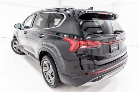More photos of 2023 Hyundai Santa Fe SEL at Sign It Drive It, TX