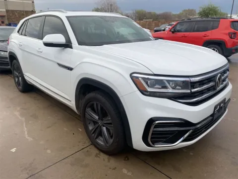 Another view of 2021 Volkswagen Atlas Cross Sport 3.6L V6 SE w/Technology R-Line for sale in Denton, TX at Sign It Drive It