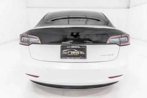 More photos of 2020 Tesla Model 3 Long Range at Sign It Drive It, TX