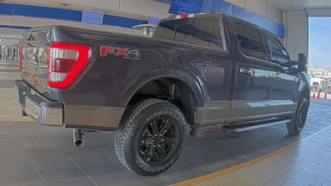 More photos of 2021 Ford F-150 Lariat at Sign It Drive It, TX