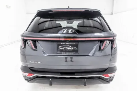More photos of 2023 Hyundai Tucson Limited at Sign It Drive It, TX