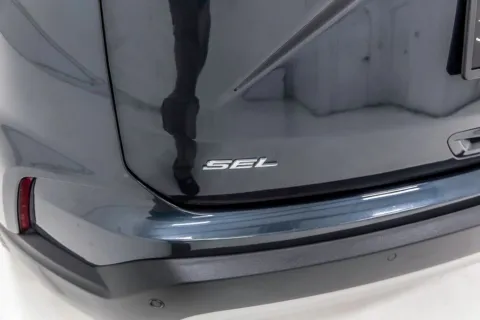 More photos of 2024 Ford Edge SEL at Sign It Drive It, TX