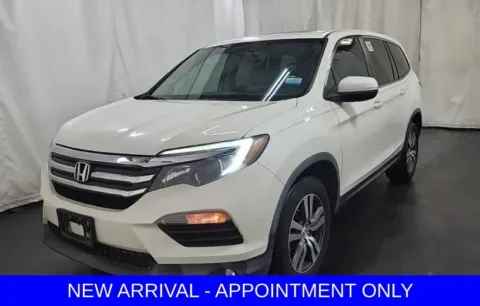 White 2017 Honda Pilot EX-L for sale in Denton, TX