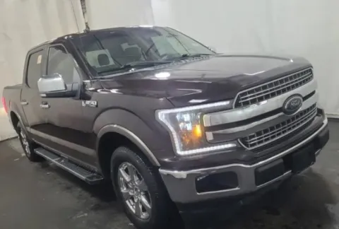 More photos of 2018 Ford F-150 Lariat at Sign It Drive It, TX