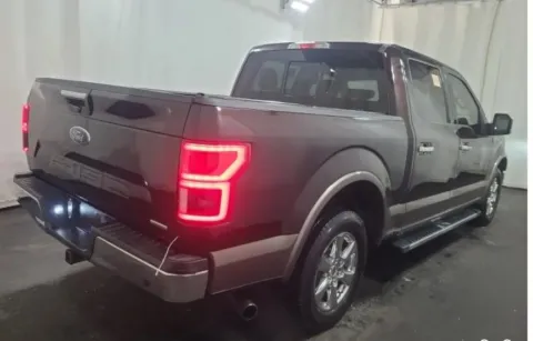 More photos of 2018 Ford F-150 Lariat at Sign It Drive It, TX