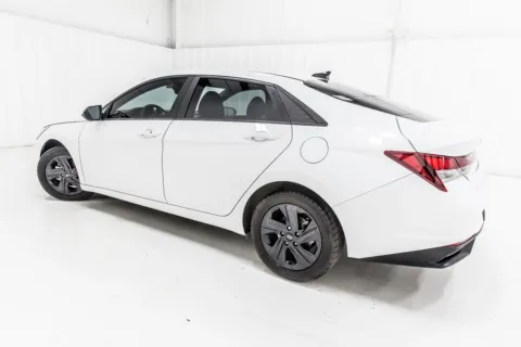 More photos of 2023 Hyundai Elantra SEL at Sign It Drive It, TX