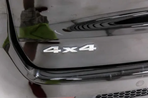 More photos of 2022 Jeep Compass Limited at Sign It Drive It, TX