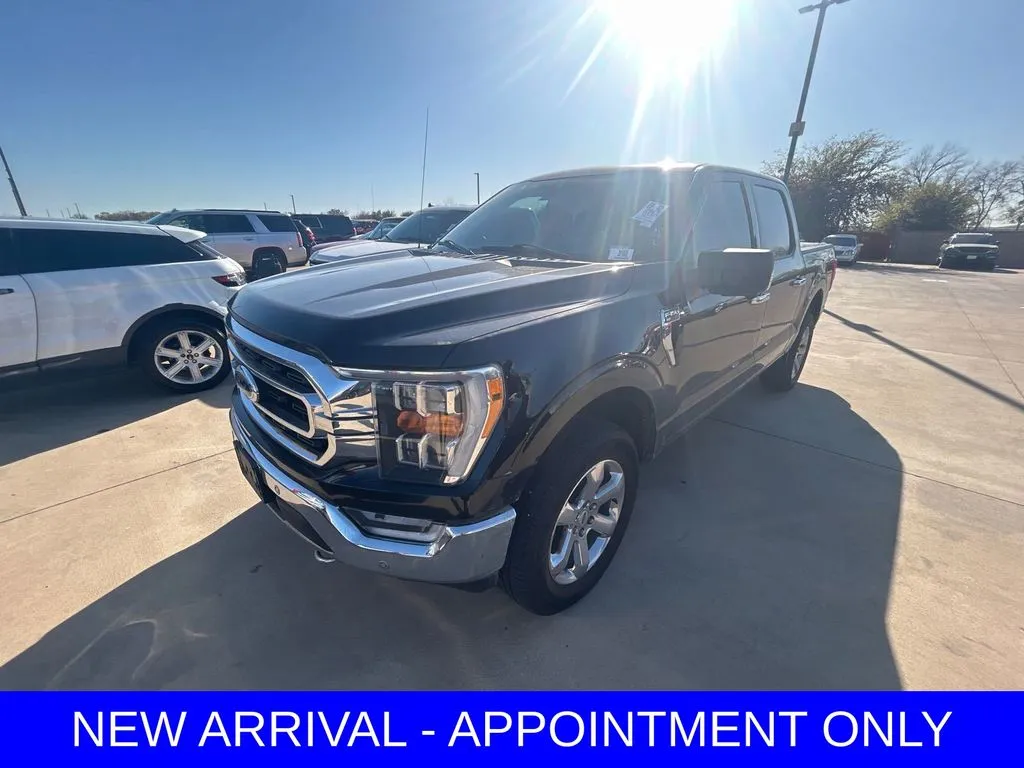 Black 2021 Ford F-150 XLT for sale in Denton, TX