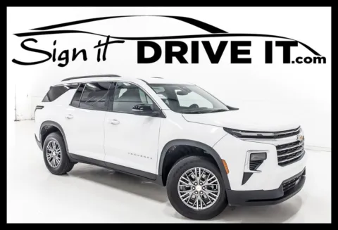 White 2025 Chevrolet Traverse LT for sale in Denton, TX