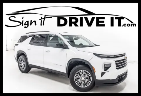 White 2025 Chevrolet Traverse LT for sale in Denton, TX