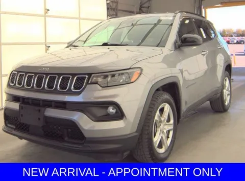 Silver 2023 Jeep Compass Latitude for sale in Denton, TX