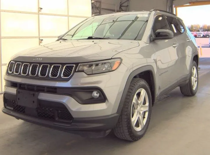 Silver 2023 Jeep Compass Latitude for sale in Denton, TX