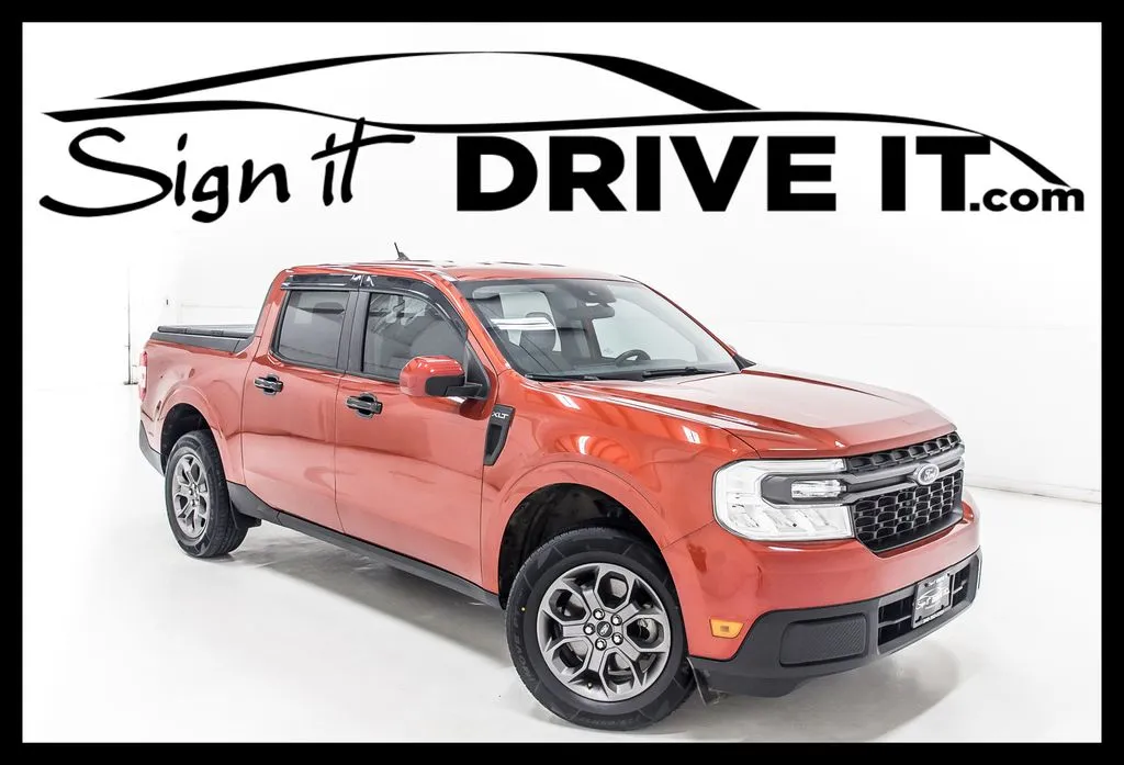 Red 2022 Ford Maverick XLT for sale in Denton, TX