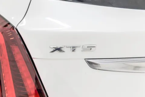 More photos of 2020 Cadillac XT5 Premium Luxury at Sign It Drive It, TX