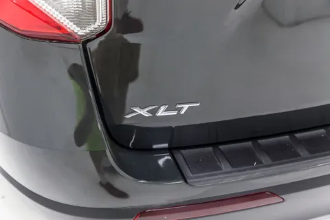 More photos of 2022 Ford Explorer XLT at Sign It Drive It, TX