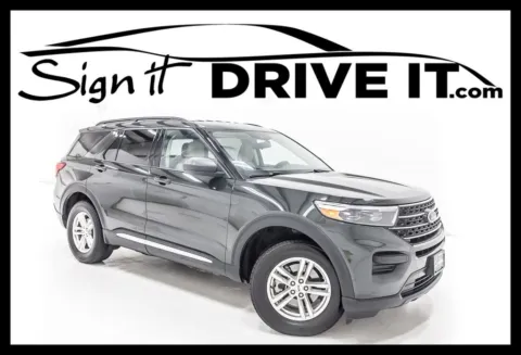 Green 2022 Ford Explorer XLT for sale in Denton, TX