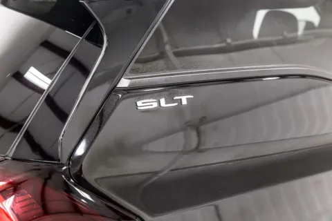 More photos of 2022 GMC Terrain SLT at Sign It Drive It, TX