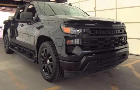 More photos of 2022 Chevrolet Silverado 1500 Custom at Sign It Drive It, TX