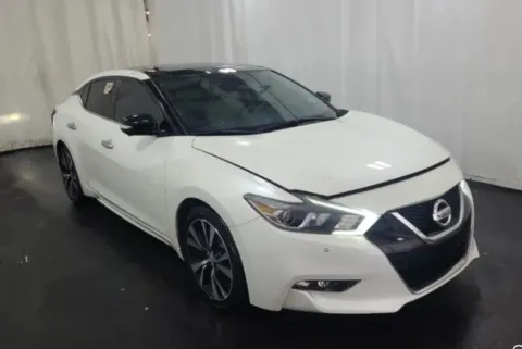 More photos of 2018 Nissan Maxima Platinum at Sign It Drive It, TX