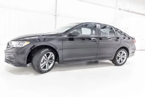 Another view of 2023 Volkswagen Jetta 1.5T SE for sale in Denton, TX at Sign It Drive It