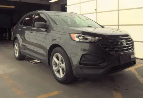 More photos of 2020 Ford Edge SE at Sign It Drive It, TX