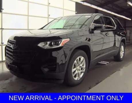 Black 2019 Chevrolet Traverse LS for sale in Denton, TX