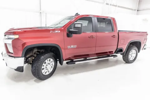 Another view of 2020 Chevrolet Silverado 2500HD LT for sale in Denton, TX at Sign It Drive It