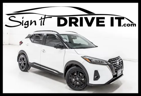 White 2023 Nissan Kicks SR for sale in Denton, TX
