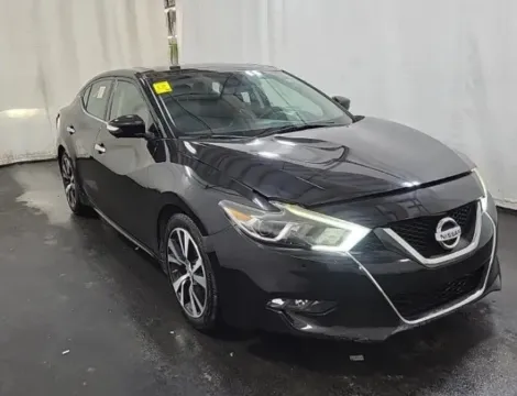 More photos of 2018 Nissan Maxima Platinum at Sign It Drive It, TX