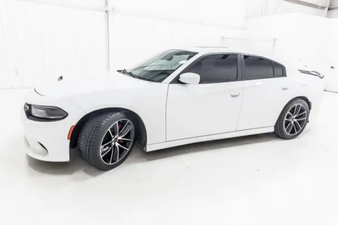 More photos of 2017 Dodge Charger R/T Scat Pack at Sign It Drive It, TX