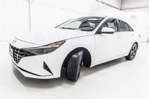 Photos of 2021 Hyundai Elantra SEL for sale in Denton, TX at Sign It Drive It