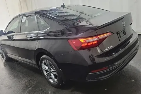 Another view of 2024 Volkswagen Jetta 1.5T SE for sale in Denton, TX at Sign It Drive It