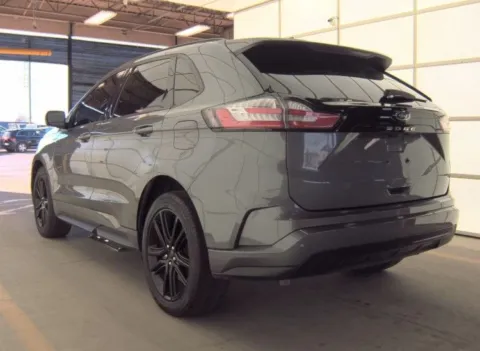 More photos of 2022 Ford Edge ST Line at Sign It Drive It, TX
