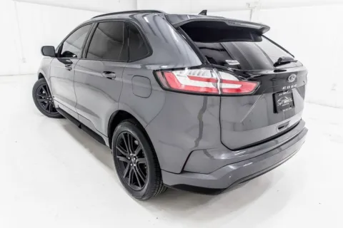 More photos of 2022 Ford Edge ST Line at Sign It Drive It, TX