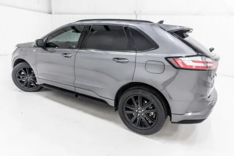 More photos of 2022 Ford Edge ST Line at Sign It Drive It, TX