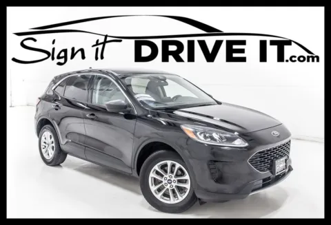 Black 2022 Ford Escape SE for sale in Denton, TX