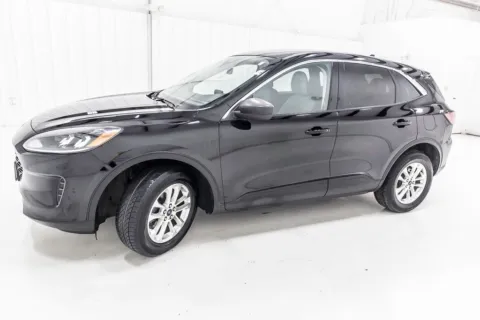 Another view of 2022 Ford Escape SE for sale in Denton, TX at Sign It Drive It