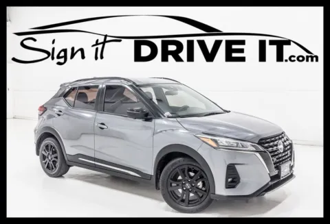 Gray 2023 Nissan Kicks SR for sale in Denton, TX